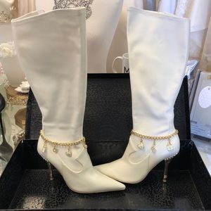 Baby Phat White/Cream/Ivory tall boot w/ gold heel